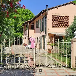 https://appartamento-per-4-6-persone.it-tuscanyhotel.com
